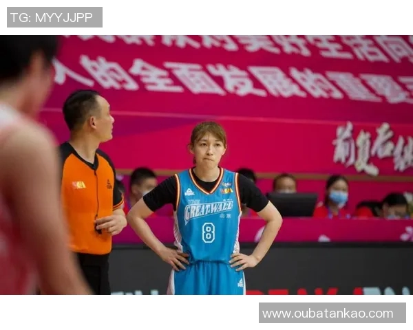 黄娜独家分享篮球心得与技巧助你提升球技的秘诀与经验