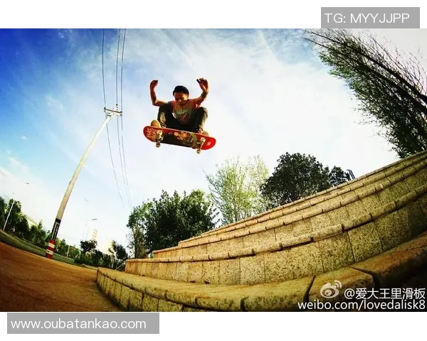 滑板与梦想交织的旅程:王娜的深度对话与人生启示MBA